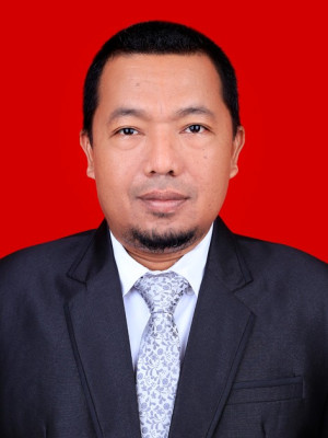Dr. Momon Andriwinata, S.Pd., M.Pd
